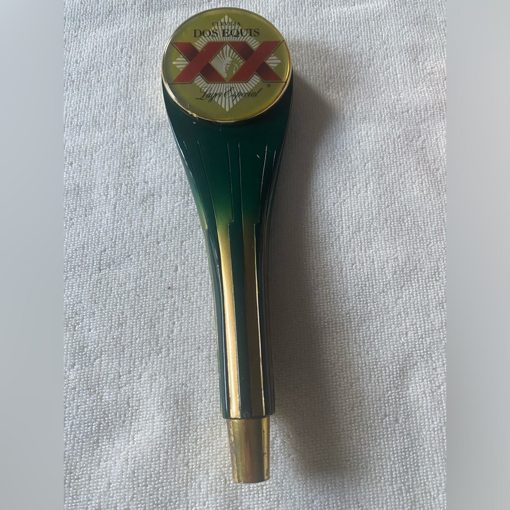 Dos Equis Lager Tap Handle in Green and Gold
